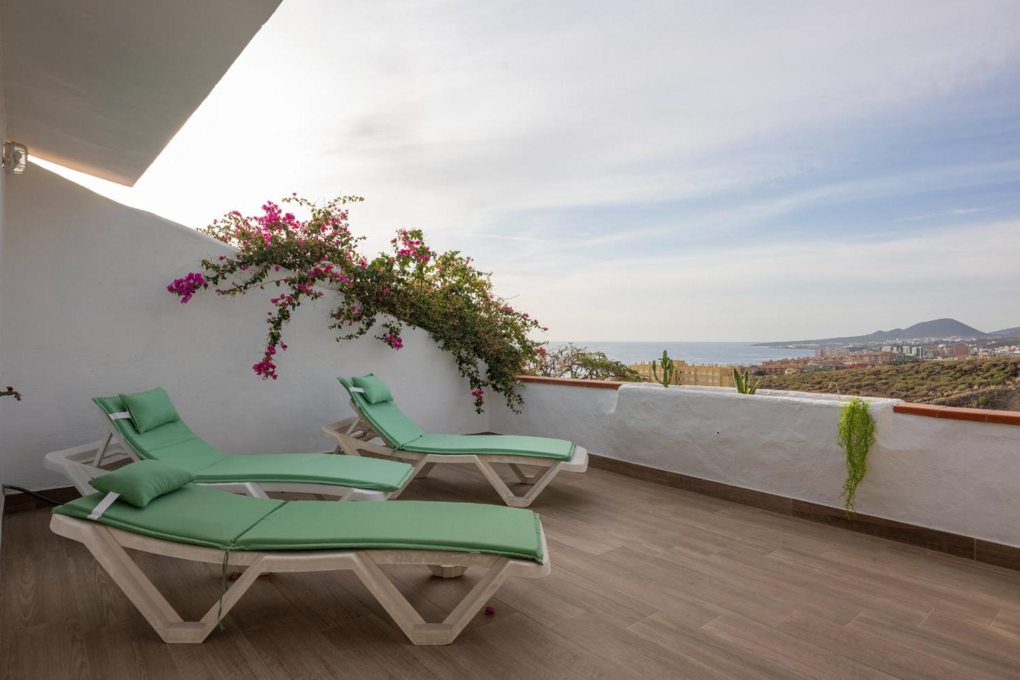 Villa Calala House With Huge Terrace à Candelaria Extérieur photo